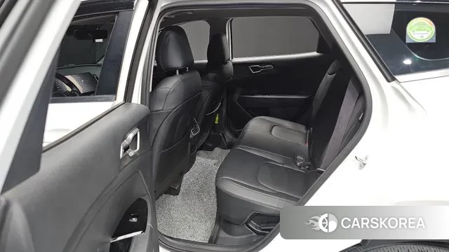 Kia Sportage 5th Generation Hybrid 2024 Белый из Кореи, фото 2