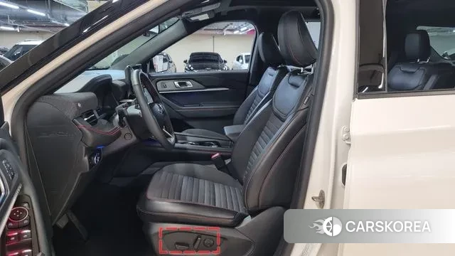 Ford Explorer 6th Generation 2024 Белый из Кореи, фото 2