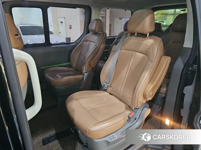 Hyundai Staria 2022 Черный из Кореи, фото 2