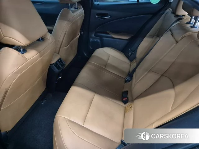 Lexus UX300e 2022 Черный из Кореи, фото 2