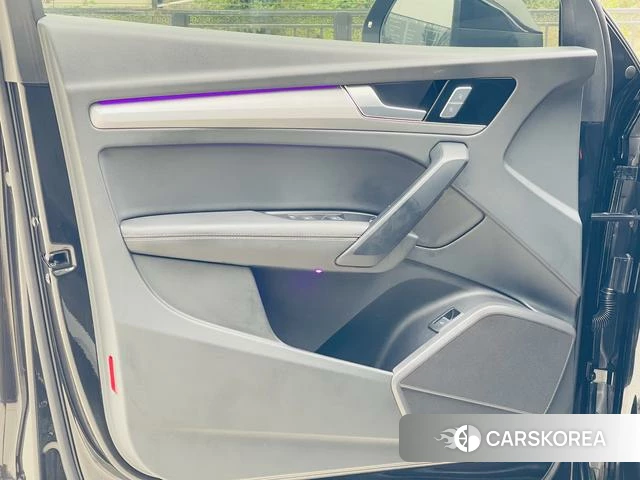 Audi Q5L 2024 Черный из Китая, фото 2