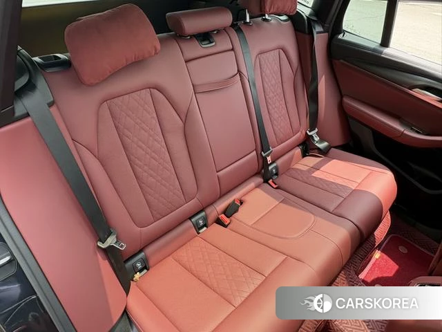 BMW X3 2023 Черный из Китая, фото 2