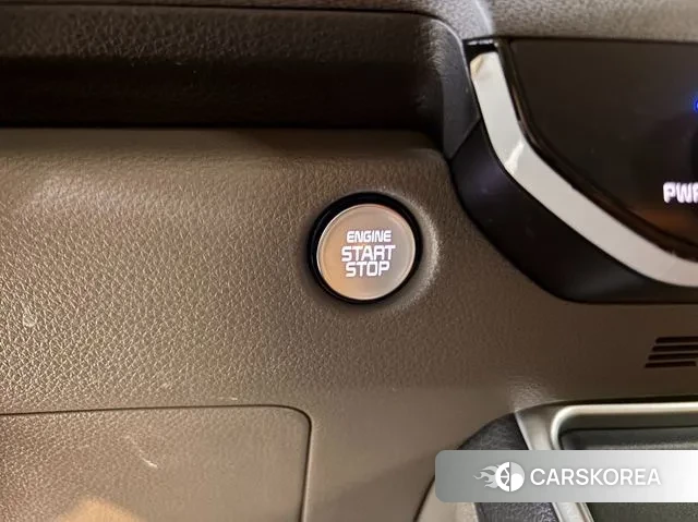 Kia The New Carnival 4th Generation 2024 Черный из Кореи, фото 2