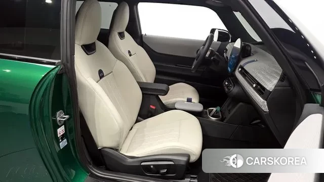 Mini Cooper S 4th Generation 2025 Зеленый из Кореи, фото 2