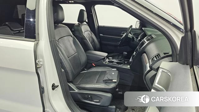 Ford Explorer 2019 Белый из Кореи, фото 2