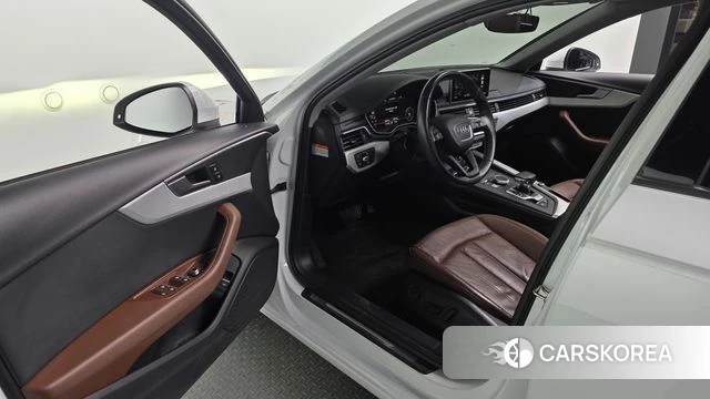 Audi A4 (B9) 2018 Белый из Кореи, фото 2