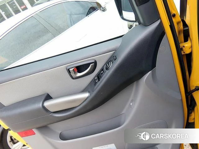 Hyundai The New Grand Starex 2021 Желтый из Кореи, фото 2
