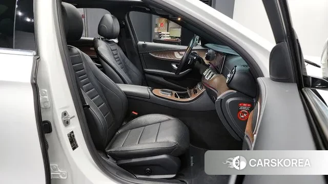 Mercedes-Benz E-Class W213 2020 Белый из Кореи, фото 2