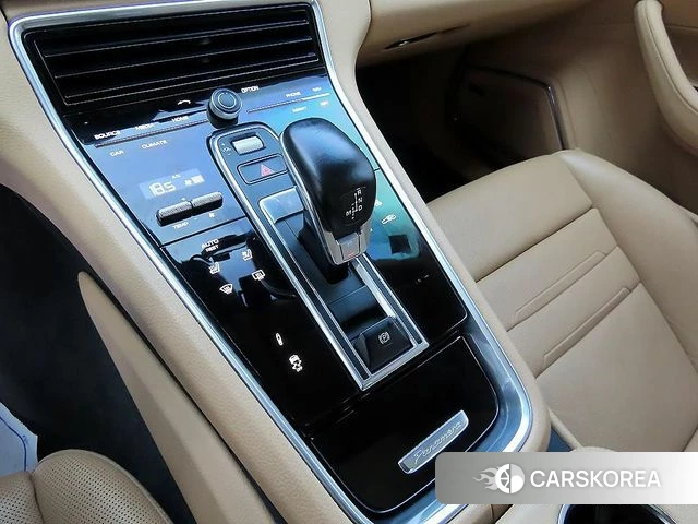 Porsche Panamera (971) 2020 Черный из Кореи, фото 2