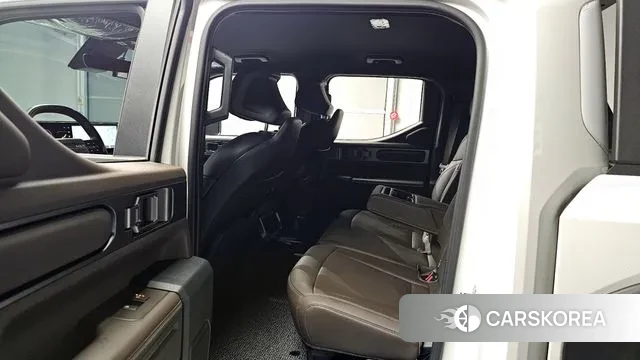 Kia Tasman 2025 Белый из Кореи, фото 2