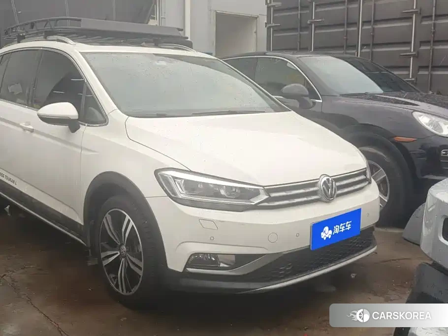 Volkswagen Touran 2019 Белый из Китая, фото 2
