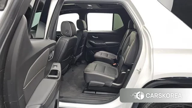 Chevrolet (GM Daewoo) Traverse 2023 Белый из Кореи, фото 2