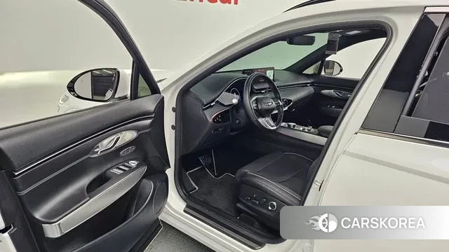 Genesis GV70 2023 Белый из Кореи, фото 2