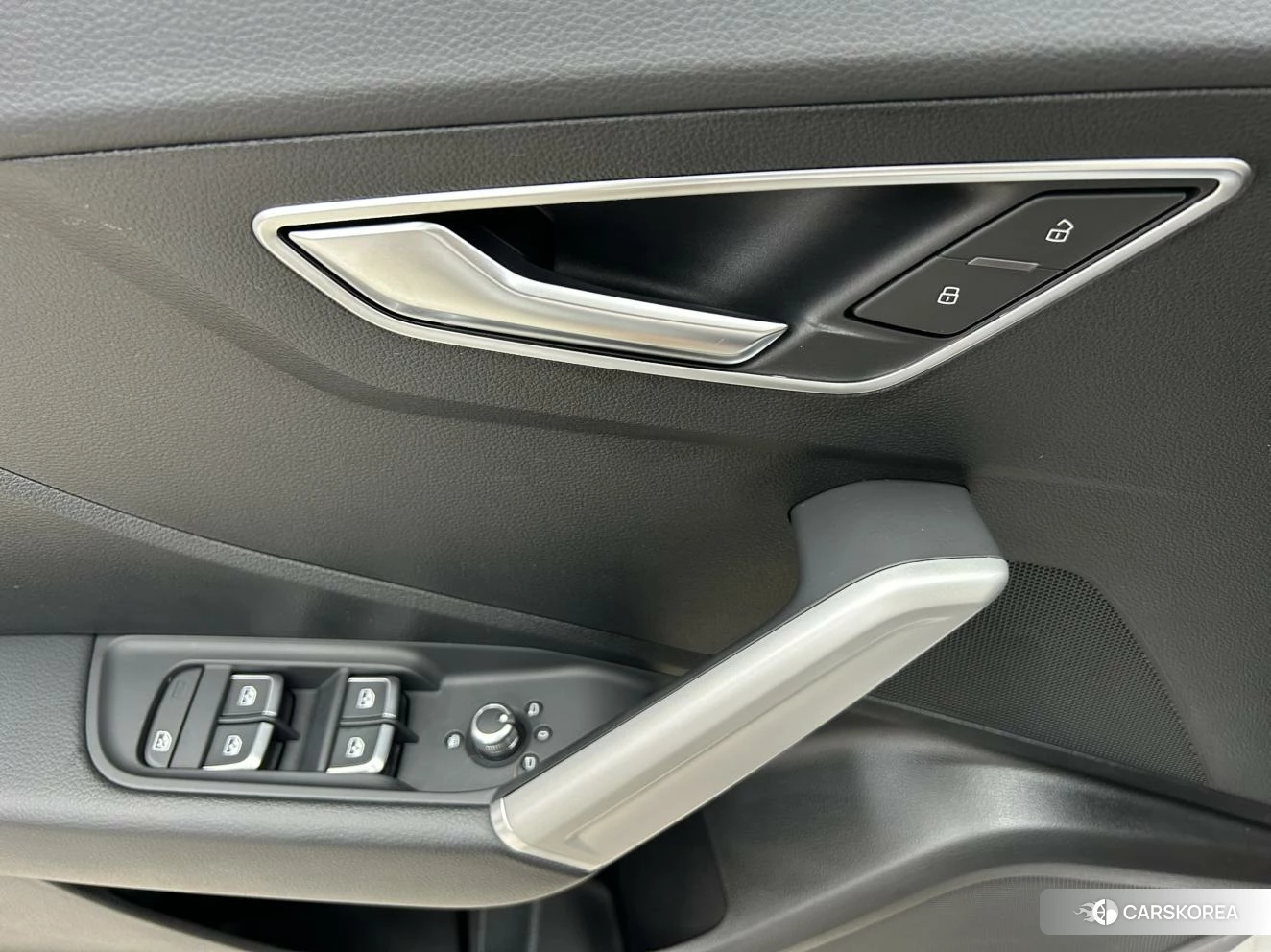 Audi Q2L 2020 Белый из Китая, фото 2