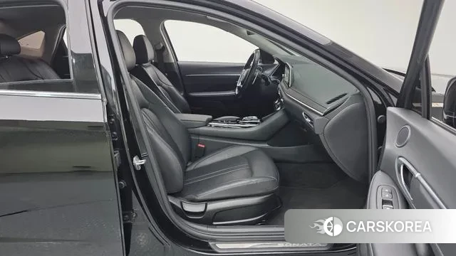 Hyundai Sonata (DN8) 2021 Черный из Кореи, фото 2