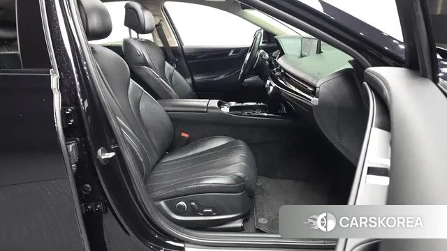 Genesis G80 (RG3) 2022 Черный из Кореи, фото 2