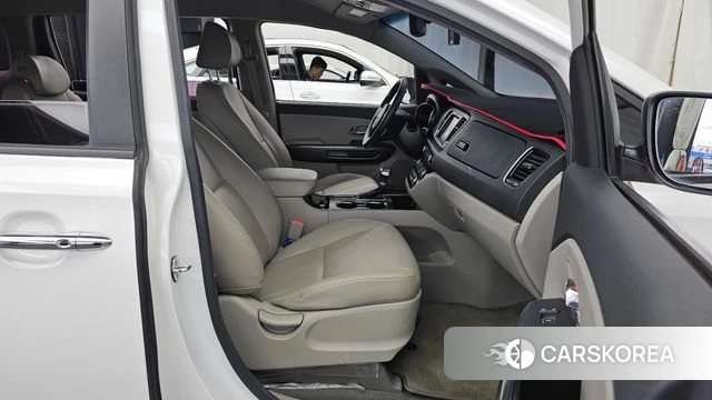 Kia The New Carnival 2020 Белый из Кореи, фото 2