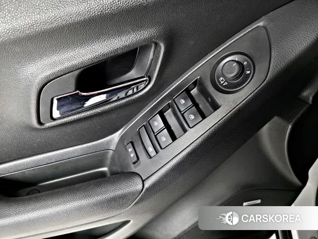 Chevrolet (GM Daewoo) The New Trax 2018 Белый из Кореи, фото 2