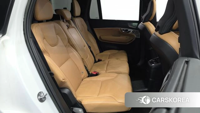 Volvo XC90 second Generation 2023 Белый из Кореи, фото 2