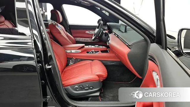 Genesis GV70 2023 Черный из Кореи, фото 2