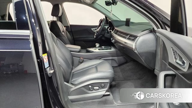 Audi Q7 (4M) 2019 Черный из Кореи, фото 2