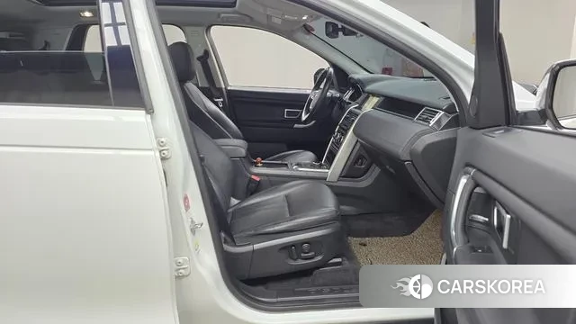 Land Rover Discovery Sports 2019 Белый из Кореи, фото 2
