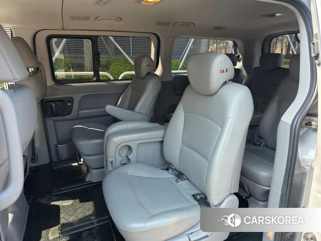 Hyundai The New Grand Starex 2018 Серебряный из Кореи, фото 2