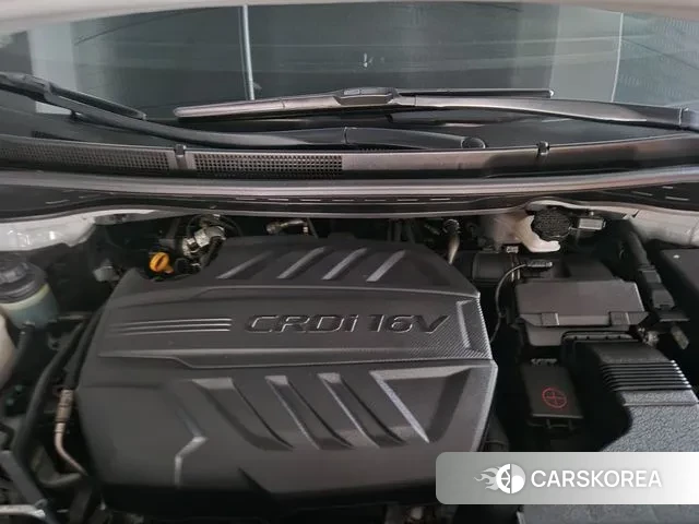 Kia The New Carnival 2018 Серебряный из Кореи, фото 2