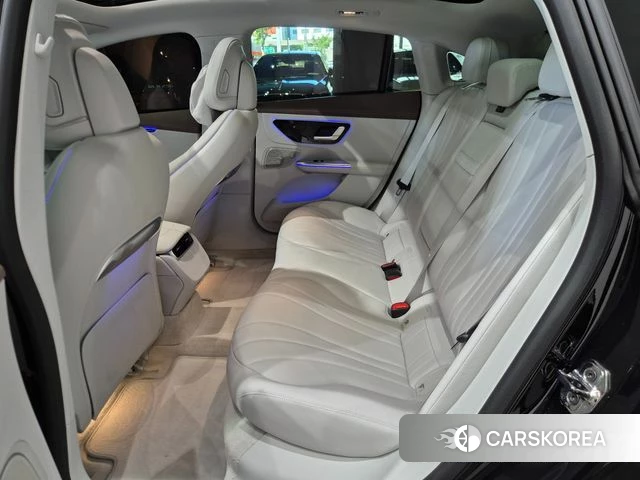 Mercedes-Benz EQE V295 2026 Черный из Кореи, фото 2