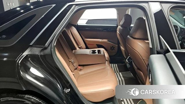 Hyundai Grandeur Hybrid (GN7) 2023 Черный из Кореи, фото 2