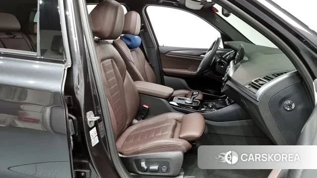 BMW X3 (G01) 2023 Серый из Кореи, фото 2