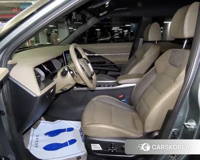 Ssangyong Torres 2023 Темно-зеленый из Кореи, фото 2