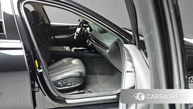 Genesis G80 (RG3) 2022 Черный из Кореи, фото 2