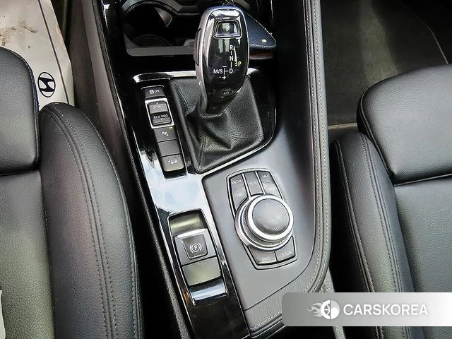 BMW X2 (F39) 2022 Черный из Кореи, фото 2