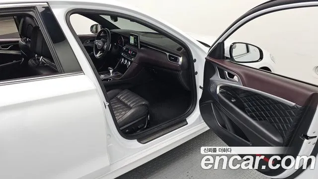 Genesis G70 id 2672804 из Кореи 2