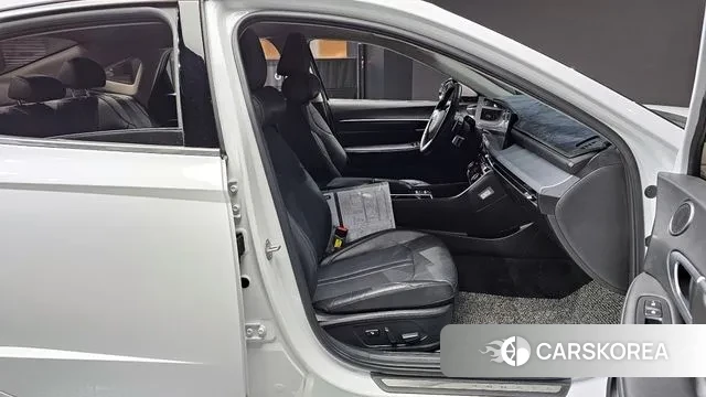 Hyundai Sonata D Edge Hybrid (DN8) 2023 Белый из Кореи, фото 2