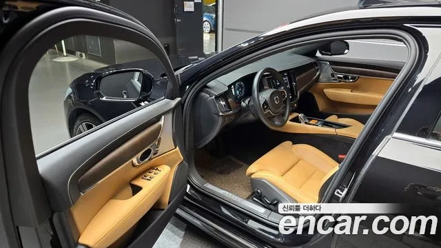 Volvo S90 2021 Черный из Кореи, фото 2