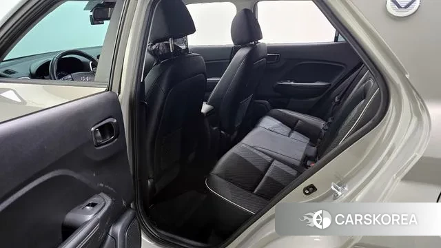 Hyundai Venue 2020 Серый из Кореи, фото 2