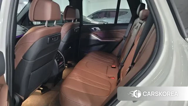 BMW X5 (G05) 2022 Белый из Кореи, фото 2