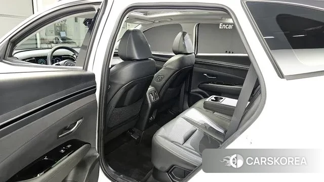 Hyundai Tucson Hybrid (NX4) 2023 Белый из Кореи, фото 2