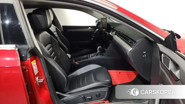 Volkswagen Arteon 2018 Красный из Кореи, фото 2