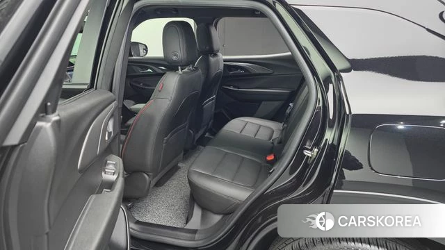 Chevrolet (GM Daewoo) Trailblazer 2022 Черный из Кореи, фото 2