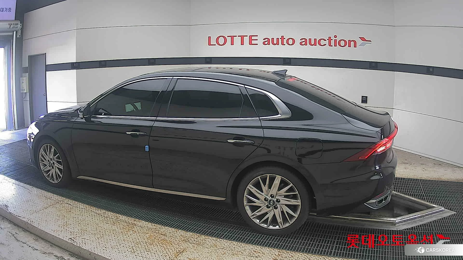 Hyundai Grandeur 2022 Midnight Black Pearl из Кореи, фото 2