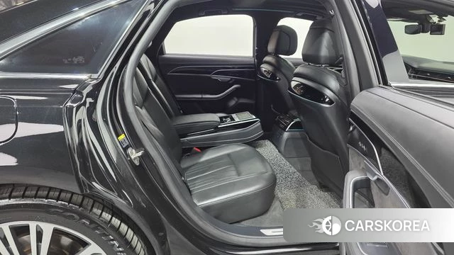 Audi A8 (D5) 2021 Черный из Кореи, фото 2