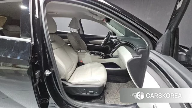 Hyundai Tucson (NX4) 2021 Черный из Кореи, фото 2