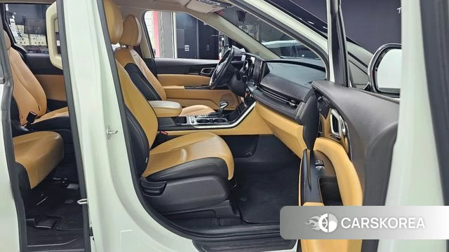 Kia Carnival 4th generation 2023 Белый из Кореи, фото 2