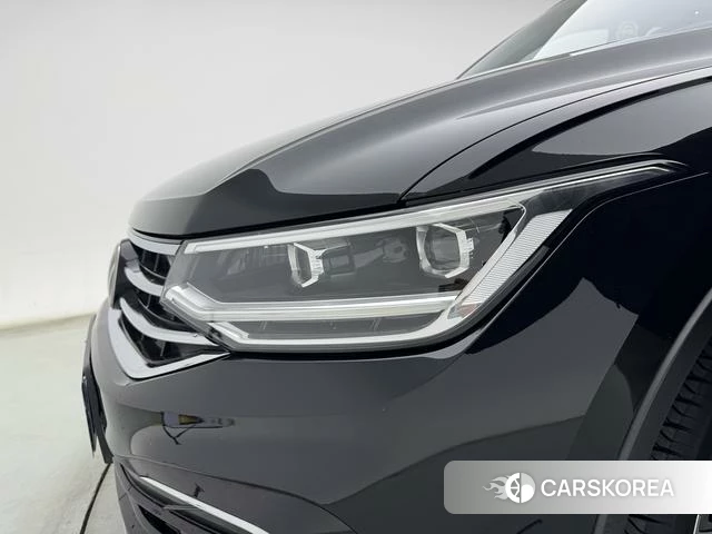 Volkswagen Tiguan L 2023 Черный из Китая, фото 2
