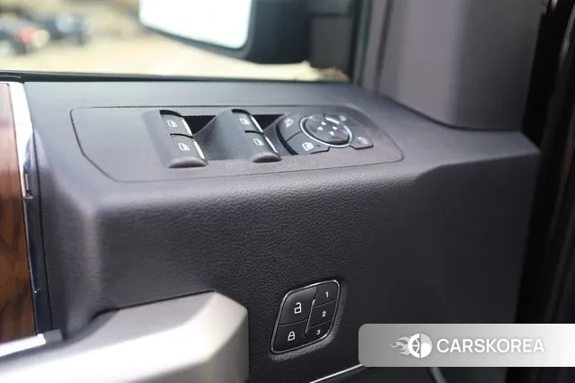 Ford F150 2020 Черный из Кореи, фото 2