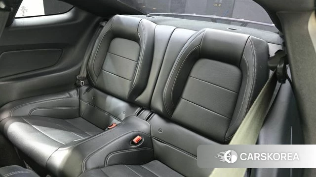 Ford Mustang 2019 Черный из Кореи, фото 2