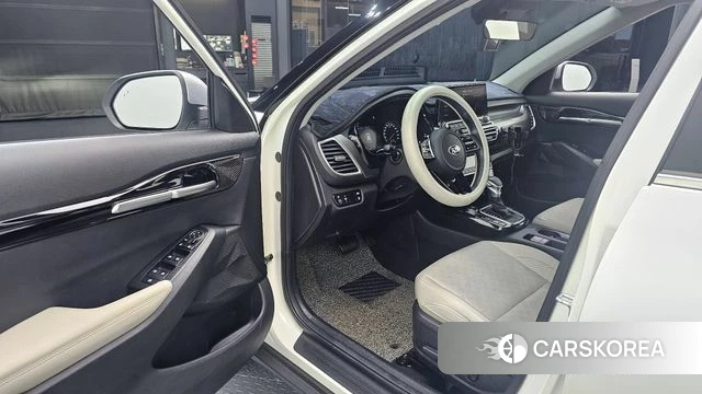 Kia Seltos 2020 Белый из Кореи, фото 2